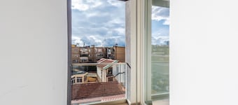 Mumba Apartment 7 by Kondo Stays