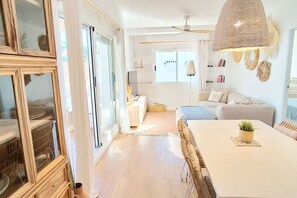 TV - Apartament Talima by DENIA COSTA (Dénia)