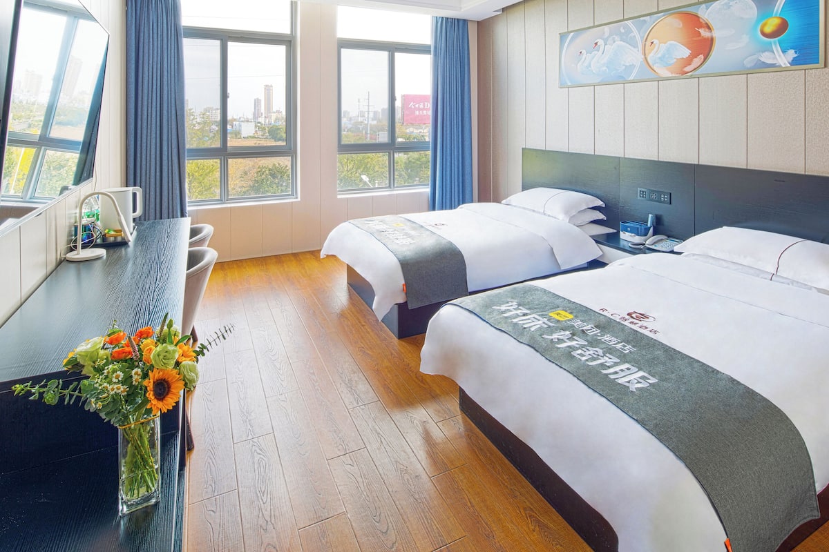 Economy Double Room, City View | Desk, laptop workspace, free WiFi