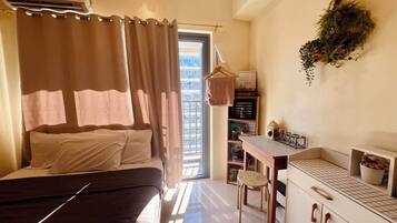 1 bedroom, WiFi, bed sheets