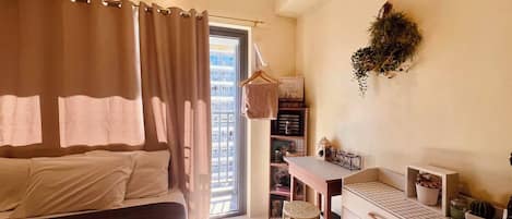 1 bedroom, WiFi, bed sheets