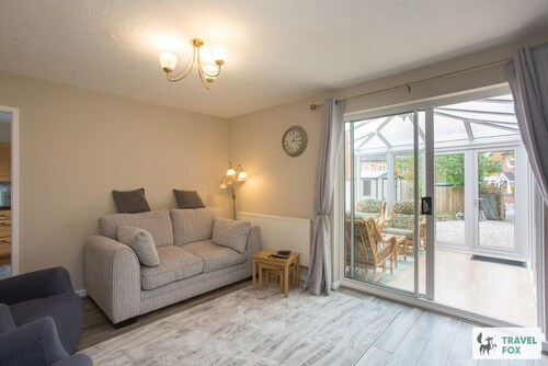 Sarah`s House: BBQ Parking 10mins To Alton Towers