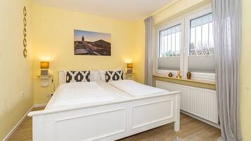 2 habitaciones, tabla de planchar con plancha, wifi y ropa de cama