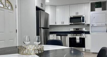 Modern 2BR Stylish Retreat A Upstairs