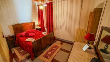 1 chambre, bureau, Wi-Fi, draps fournis