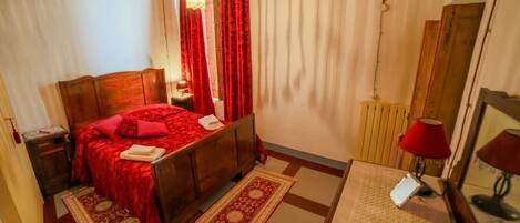 1 chambre, bureau, Wi-Fi, literie fournie