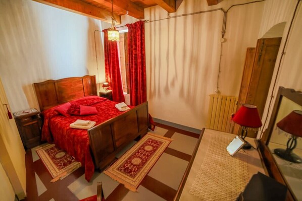 1 chambre, bureau, Wi-Fi, literie fournie