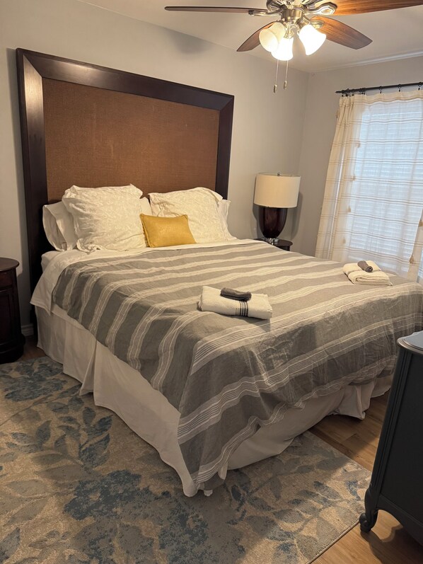 3 bedrooms, iron/ironing board, free WiFi, bed sheets