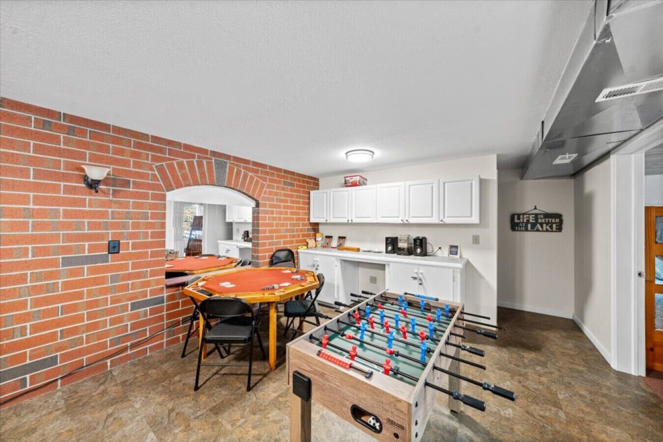 Spielezimmer