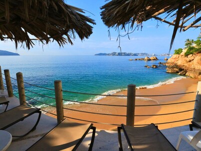 Suite 1808 by Suites Victoria Acapulco