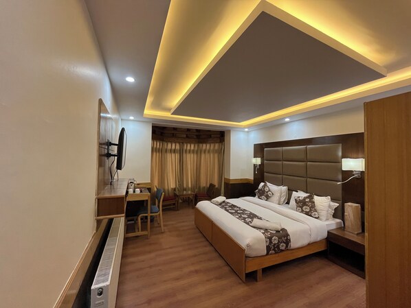 Desk, free WiFi, bed sheets