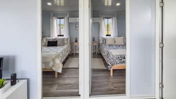 2 habitaciones, escritorio, wifi gratis y ropa de cama