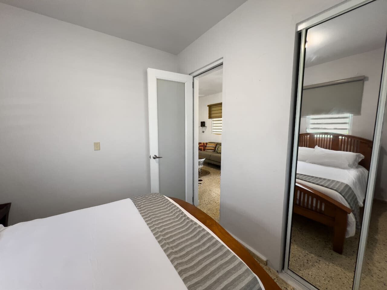 3 Schlafzimmer, Schreibtisch, kostenloses WLAN, Bettwäsche