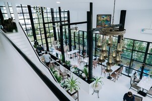 Smart TV 32 pulgadas con canales de televisión digitales