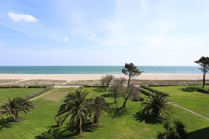 Beach nearby - Apartment with its feet in the water St Cyprien (Saint-Cyprien)