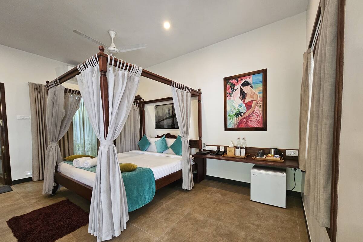 1 habitación, muebles diferentes y escritorio