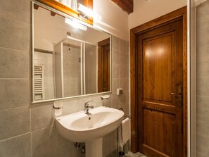 Douche, bidet