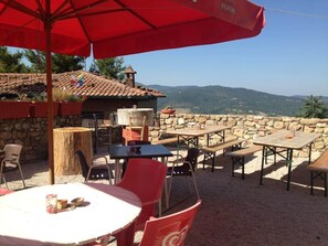 Servei de restauració a l'aire lliure