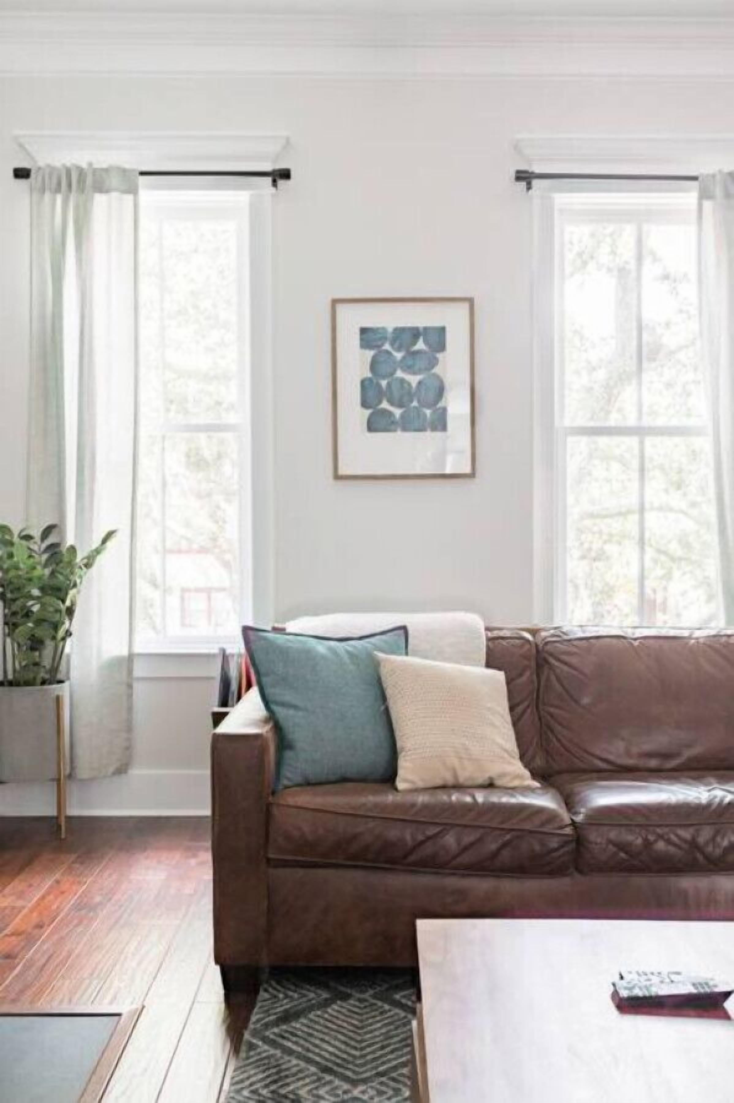 Älytelevisio, takka, kirjoja, stereot