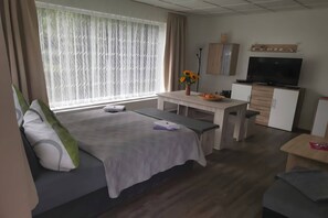 2 Schlafzimmer, Internetzugang