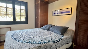 1 bedroom, iron/ironing board, free WiFi, bed sheets - PUNTA ROMANA A 403 (L'Escala)