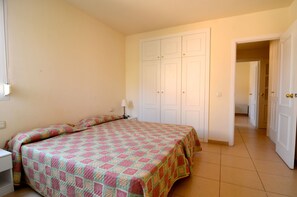 1 bedroom, iron/ironing board, free WiFi, bed sheets - TERRASSA DEL MAR 6-1-B (L'Escala)