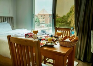 4 habitaciones y wifi 