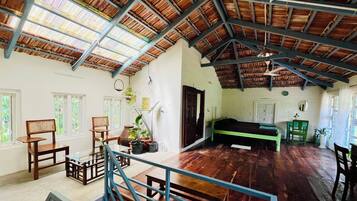 Family Villa | 3 bedrooms, free WiFi