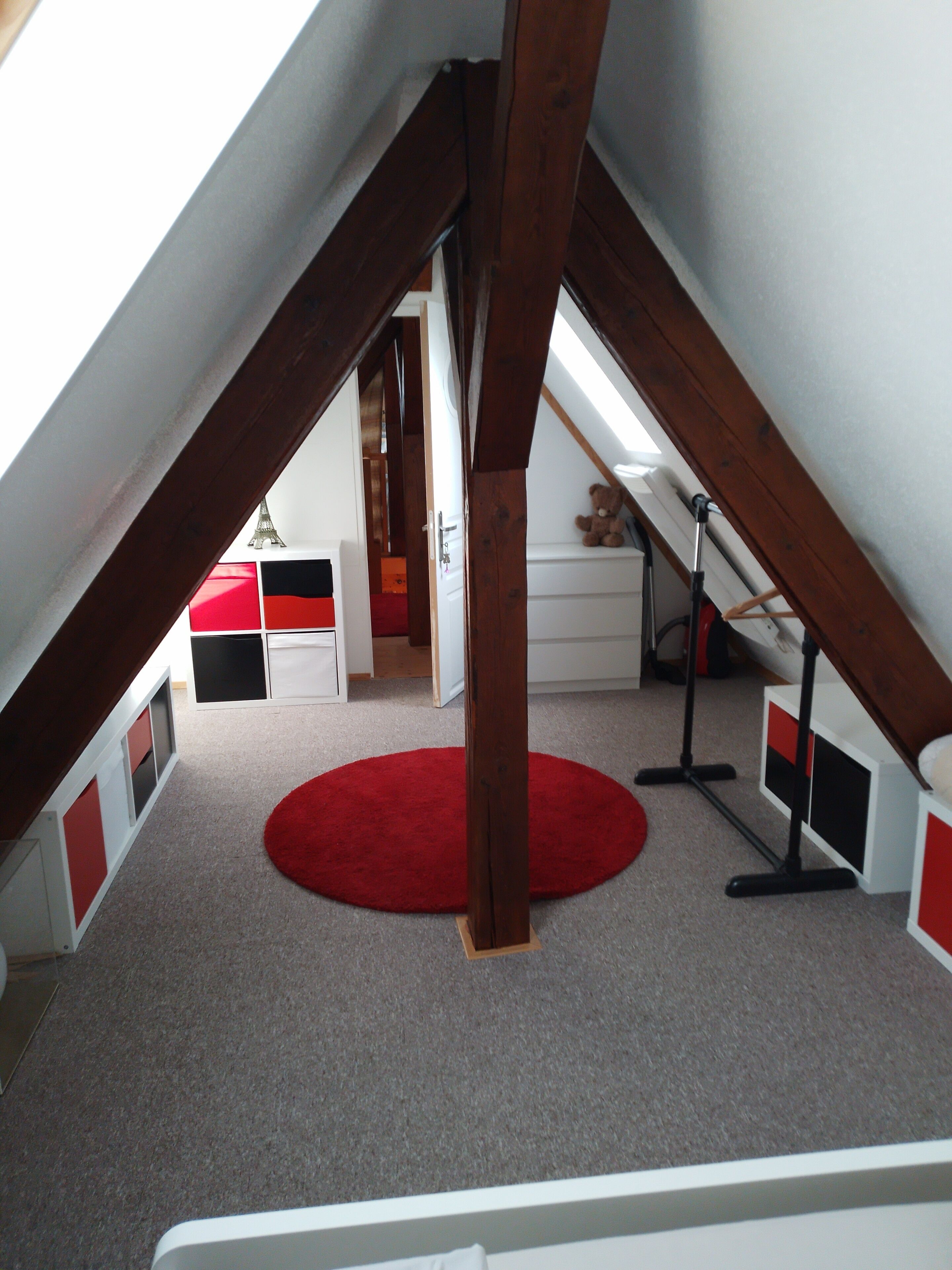 4 chambres, fer et planche à repasser, Wi-Fi, draps fournis