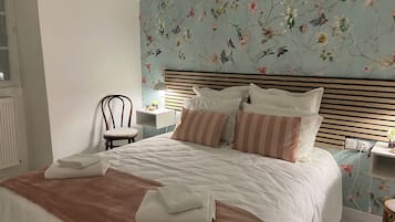 1 chambre, fer et planche Ă repasser, draps fournis