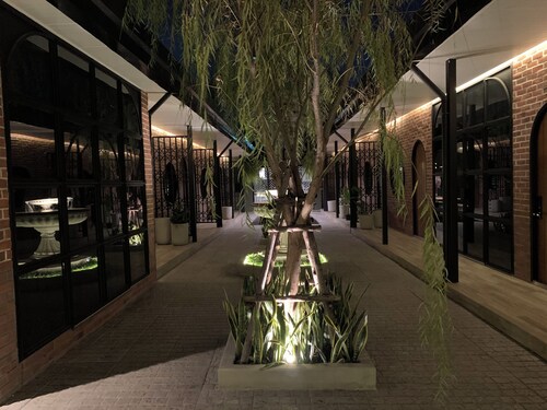 11 Bedrooms city courtyard villa in the center of Bangkok.