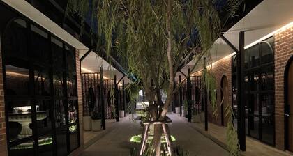 11 Bedrooms city courtyard villa in the center of Bangkok.