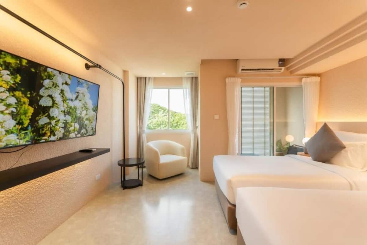 Deluxe Double or Twin Room, Mountain View | 1 bedroom
