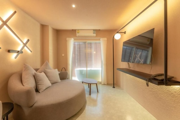 Suite Mountain View with bathtub | Living area