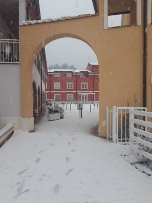 Property grounds - La Ripadoro Le Corti Three-room apartment ground floor (Rivalto)