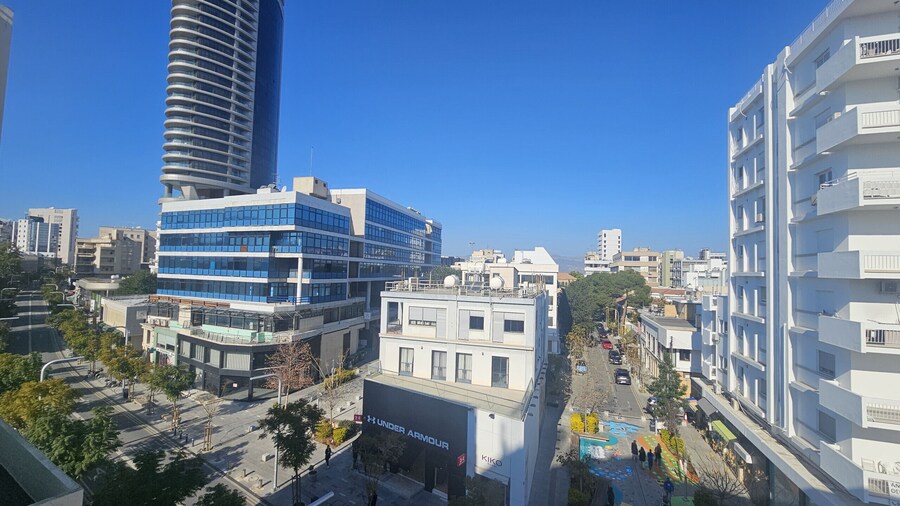 37 NIC - Stay City Center Gem