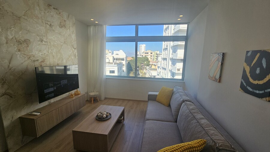 37 NIC - Stay City Center Gem