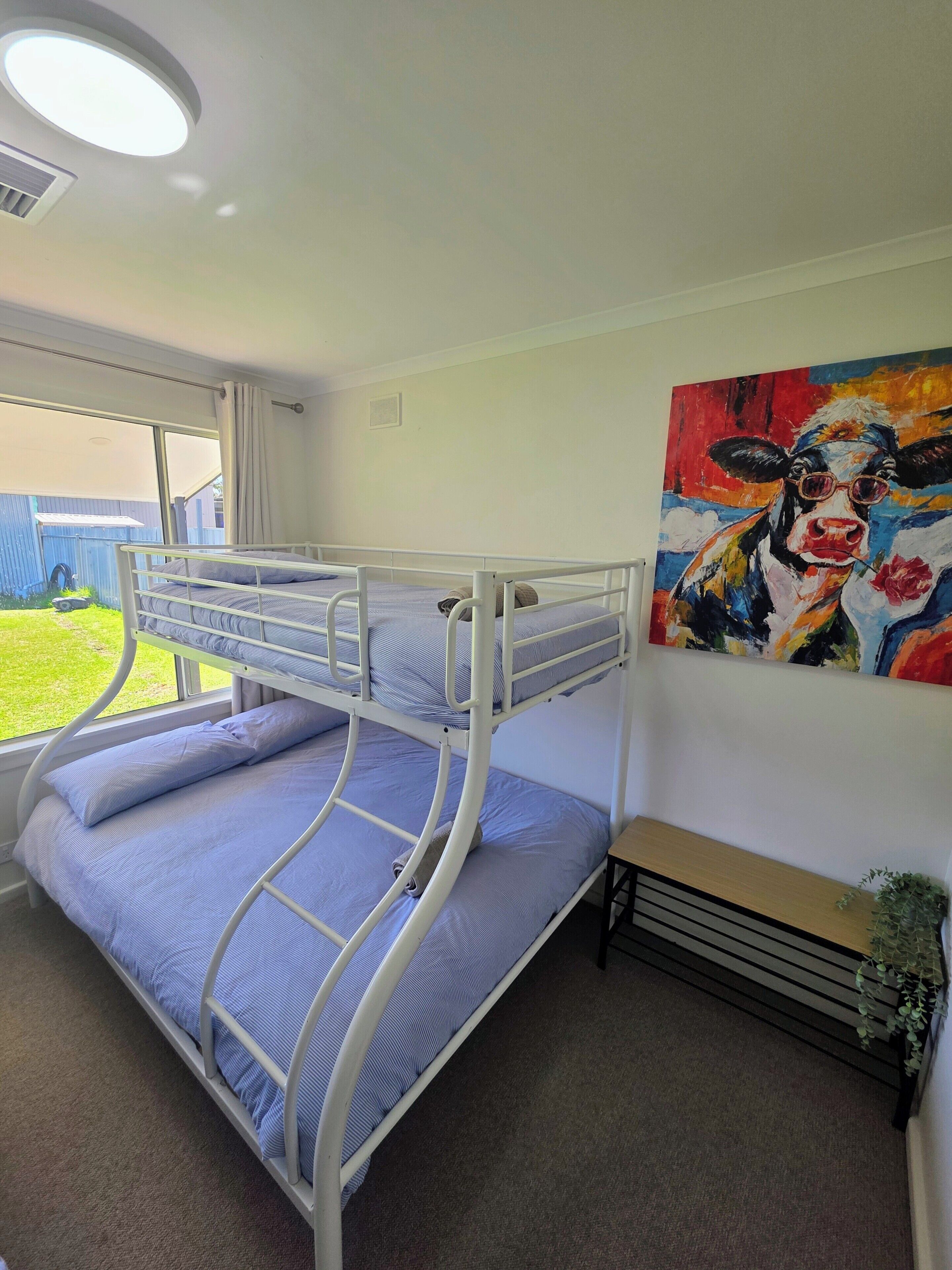 3 soverom, strykejern/-brett, reiseseng for barn og wi-fi (inkludert)