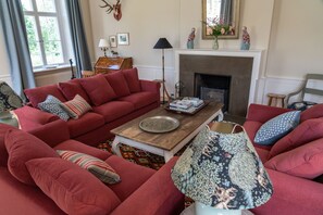 Fireplace, table football, ping pong - Country house Lille Slot - Denmark - Kirke Saby (Kirke Saby)