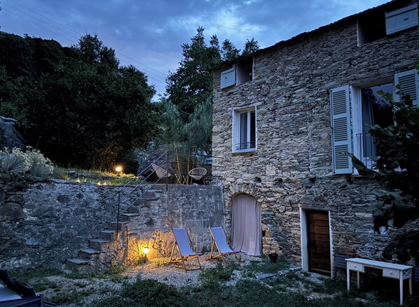 Property grounds - Old building with heated swimming pool (Murato)