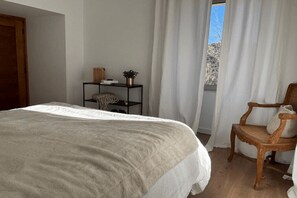 3 habitaciones, wifi y ropa de cama 