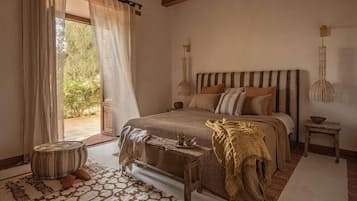 Habitación doble Deluxe, vista al desierto | Caja de seguridad en la habitación, wifi gratis y ropa de cama