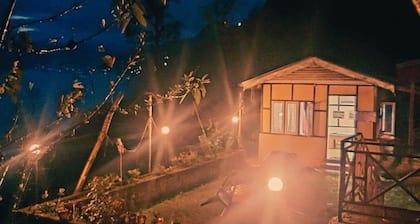 oak valley retreat homestay hostel cafe