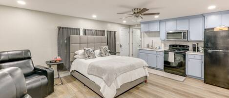 1 室のベッドルーム、アイロン / アイロン台、WiFi、ベッドシーツ