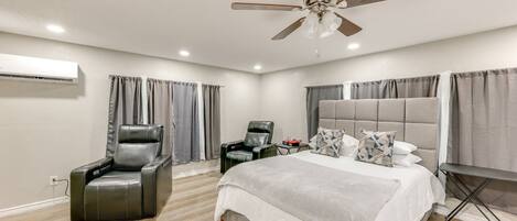 1 dormitorio, tabla de planchar con plancha, wifi y ropa de cama