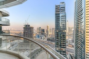 Property grounds - FIRST CLASS | 1BR | Luxe Retreat in Prime Location (Downtown)