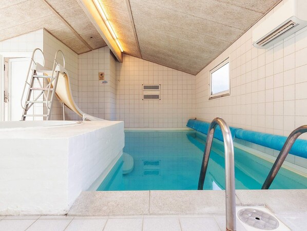 Casa | Piscina | Piscina coperta, piscina all'aperto