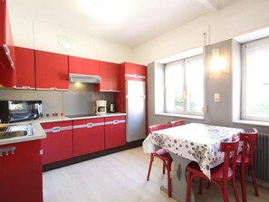 Refrigerador, microondas, lavavajillas