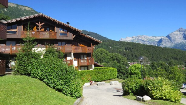 Exterior - 2-room cabin apartment in Les Houches, 6 guests, pets welcome (Les Houches)