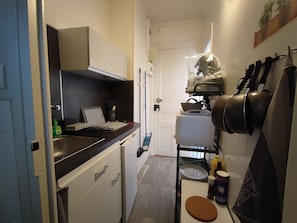 Køleskab, mikrobølgeovn